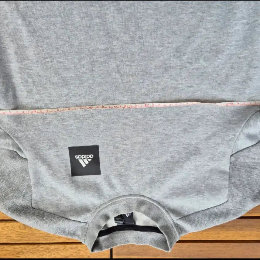 [BUNJANG] Adidas Grey Sweatshirt T-Shirt / 아디다스 회색 맨투맨 티셔츠