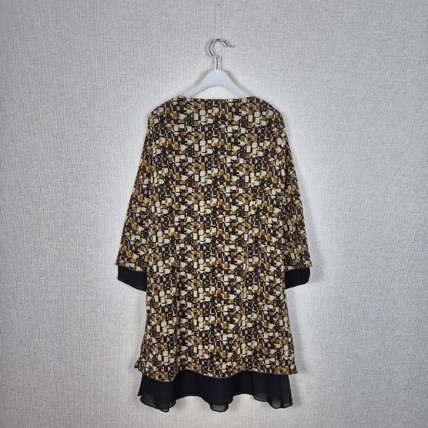 [BUNJANG] V-Neck Layered Pattern Dress / 