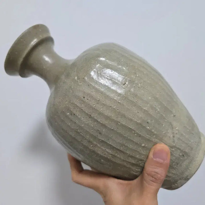 [BUNJANG] Goryeo Celadon Wide-Mouthed Vase / 고려 청자 과형 광구병