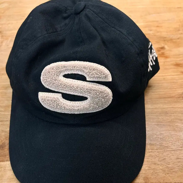 [BUNJANG] Stussy Chenille S Low Pro Cap Shadow / 스투시 모자(셔닐 S 로우 프로 캡 쉐도우)