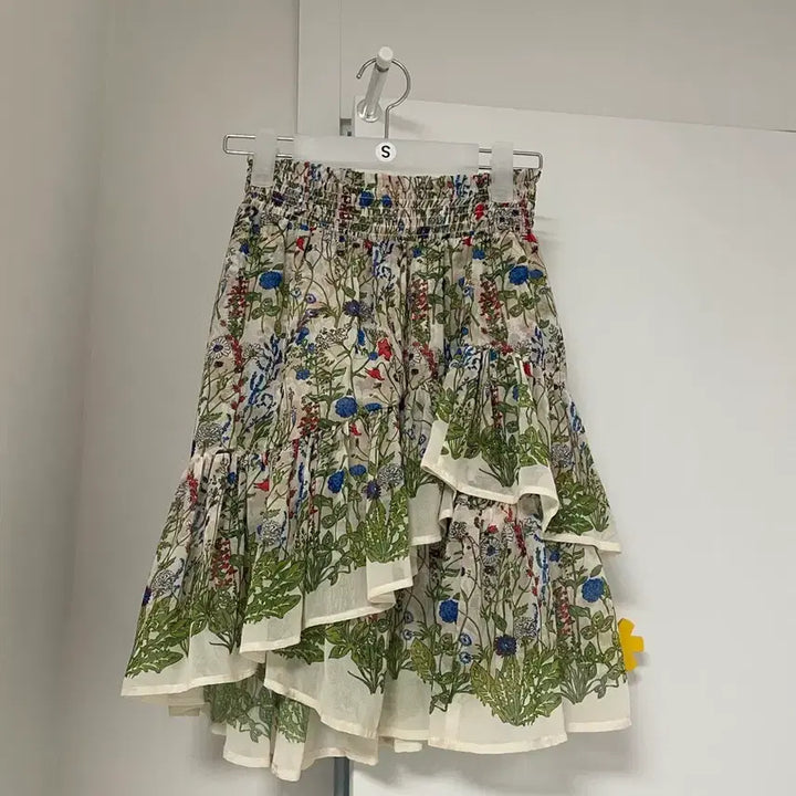 [BUNJANG] Maje Ruffled Skirt Size 36 / 마쥬 러플 스커트 36사이즈