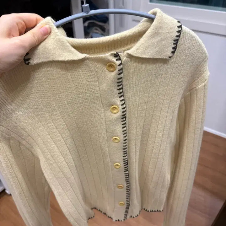 [BUNJANG] Thebaaz Knit Cardigan / 인더바즈 니트