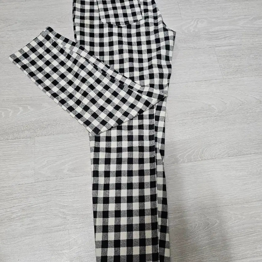 [BUNJANG] Black and White Check Trousers / 일본의 블랙 화이트 체크 바지