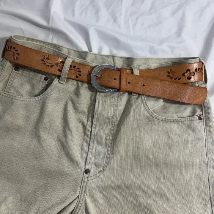 [BUNJANG] Vintage Carved Leather Western Belt / 빈티지 카빙 레더 웨스턴 벨트