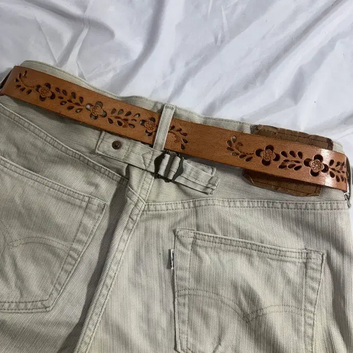 [BUNJANG] Vintage Carved Leather Western Belt / 빈티지 카빙 레더 웨스턴 벨트