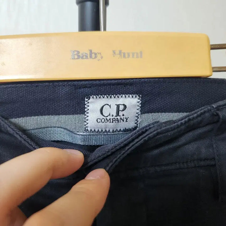 [BUNJANG] CP Company Black Cargo Pants Size 52 / CP컴퍼니 블랙 카고 팬츠 52사이즈