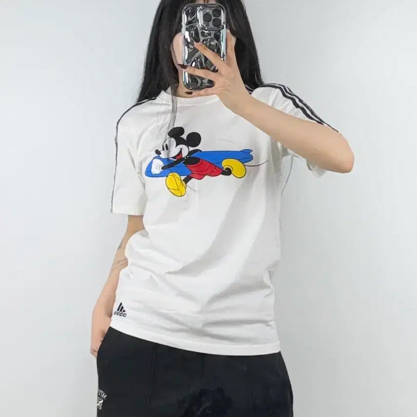 [BUNJANG] Adidas Disney Mickey Mouse Surfing Short Sleeve T-Shirt E49 / 아디다스 디즈니 미키마우스 서핑 반팔 티셔츠 E49