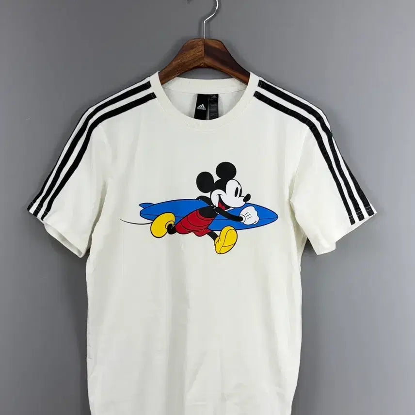[BUNJANG] Adidas Disney Mickey Mouse Surfing Short Sleeve T-Shirt E49 / 아디다스 디즈니 미키마우스 서핑 반팔 티셔츠 E49
