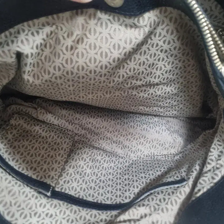 [BUNJANG] Louis Quatorze Black Leather Chain Shoulder Bag / 루이까또즈 블랙 가죽 체인 숄더백