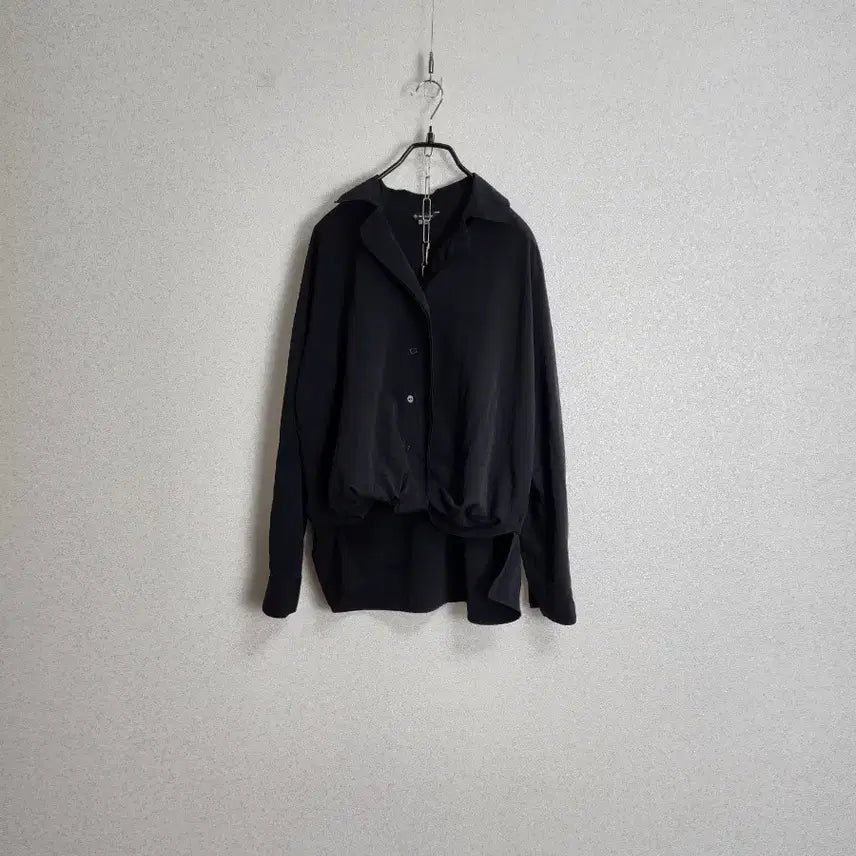 [SOLD OUT] 나이스클랍 언발란스 블라우스 55 66