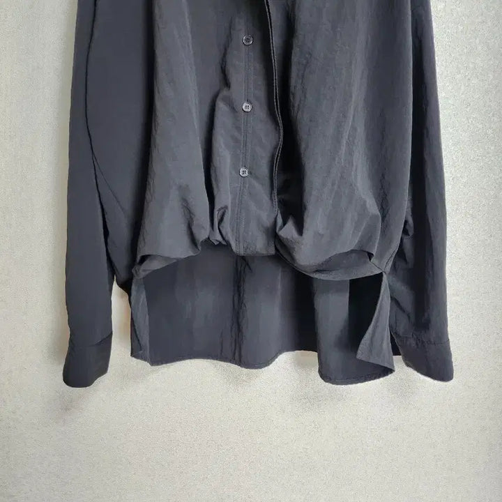 [SOLD OUT] 나이스클랍 언발란스 블라우스 55 66