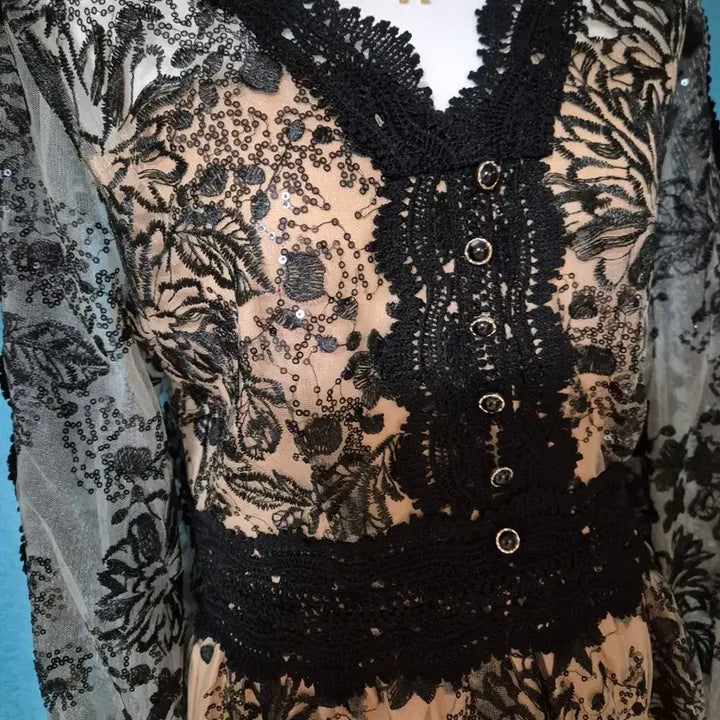 [BUNJANG] Imported Embroidered Lace Long Dress with Back Zipper / 수입 자수 레이스 뒷지퍼 롱원피스