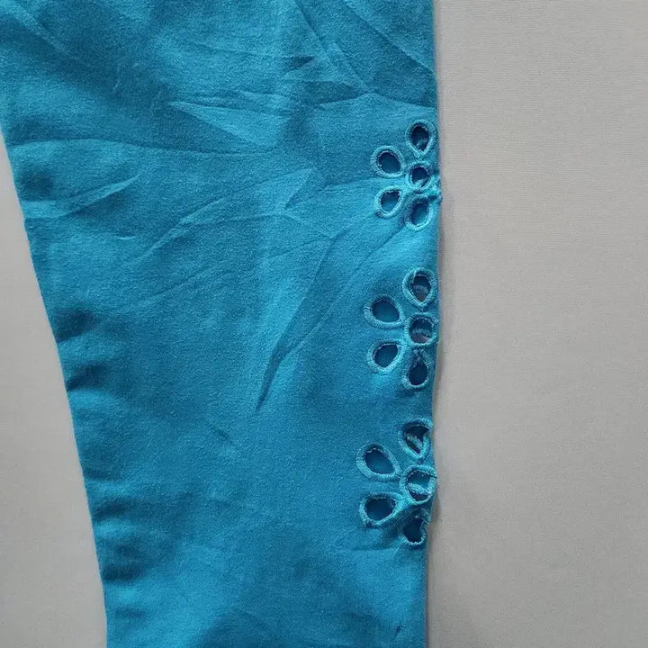 [BUNJANG] Vintage Punch Flower Sky Blue Leggings Pants / 빈티지 펀칭플라워 스카이블루 레깅스 팬츠