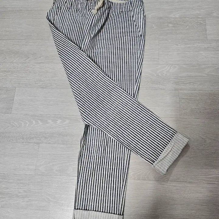 [BUNJANG] Striped Pattern Cotton Roll-Up Pants / 스트라이프 패턴 롤업 면바지