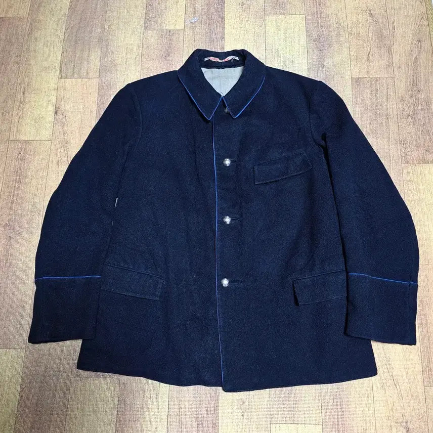 [SOLD OUT] 40~50s 스위스 경찰또는 공공기관 울워크자켓98~100사이즈