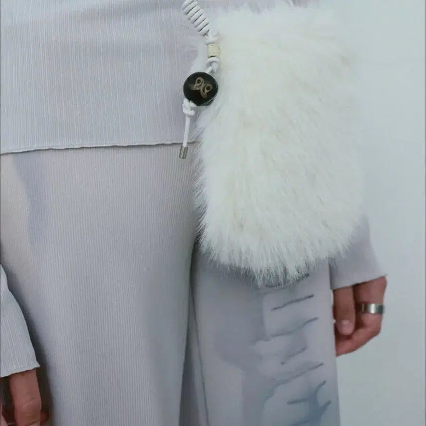 [BUNJANG] Type Service Mini Fur Bag White / 타입서비스 미니 퍼 백 화이트