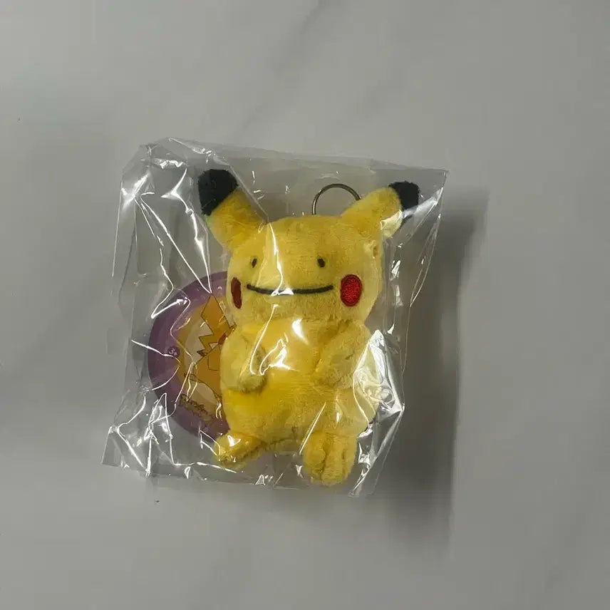 [BUNJANG] Pokemon Ditto Pikachu Plush Keychain (New) / 포켓몬스터 메타몽 피카츄 봉제인형 키링 (새상품)