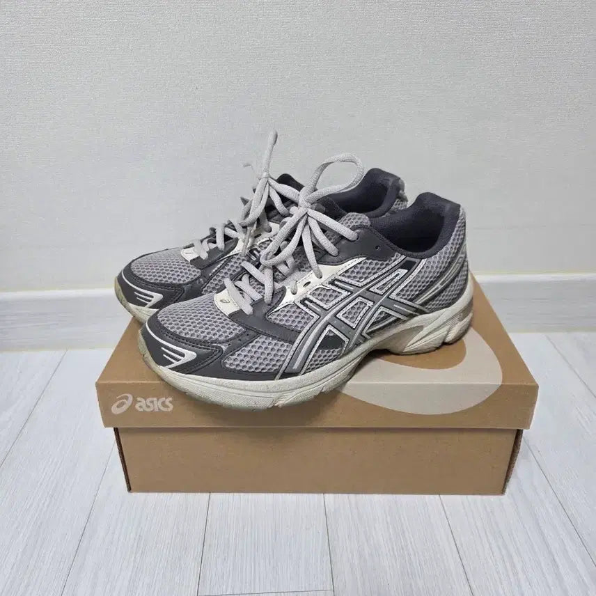[BUNJANG] ASICS GEL-1130 Oyster/Clay Grey Sneakers / 아식스 젤-1130 오이스터/클레이 그레이 스니커즈