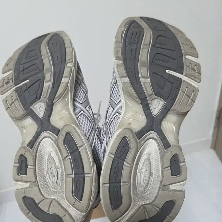 [BUNJANG] ASICS GEL-1130 Oyster/Clay Grey Sneakers / 아식스 젤-1130 오이스터/클레이 그레이 스니커즈