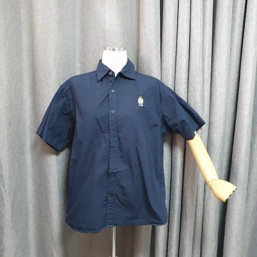 [BUNJANG] Embroidered Navy Short Sleeve Shirt / 자수 네이비 반팔셔츠