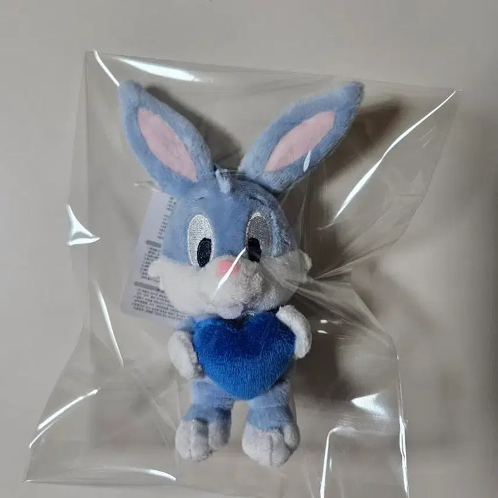 [BUNJANG] Bugs Bunny Heart Plush Charm / 벅스바니 하트 인형 키링 봉제인형