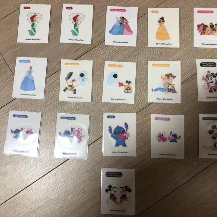 [BUNJANG] Disney Sticker Collection Bundle Set / 디즈니 띠부씰 일괄