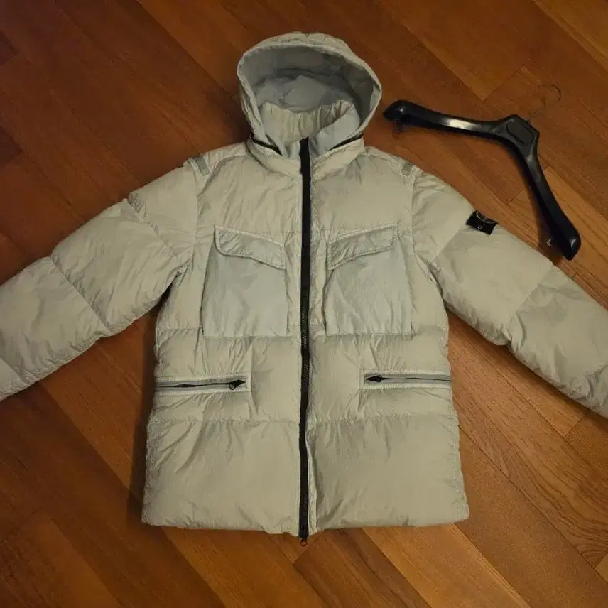 [BUNJANG] Stone Island 22FW Crinkle Labs Down Jacket Pearl Grey S / 스톤아일랜드 22FW 크링클랩스 패딩 펄그레이 S 백화점정품