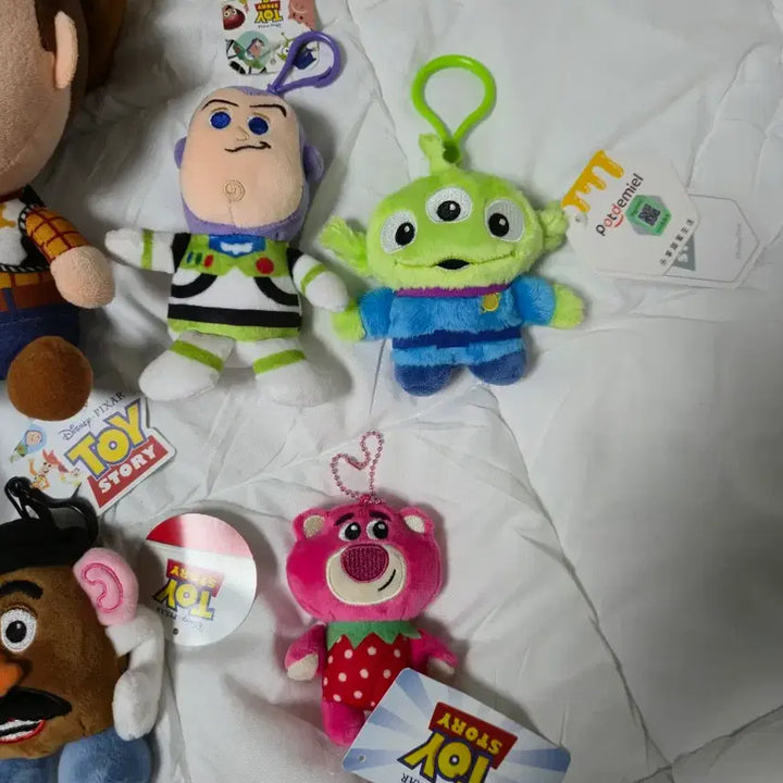 [BUNJANG] Toy Story Woody Keychain Lotso Doll / 버즈 키링 우디 열쇠고리 장난감 인형 토이스토리 랏소