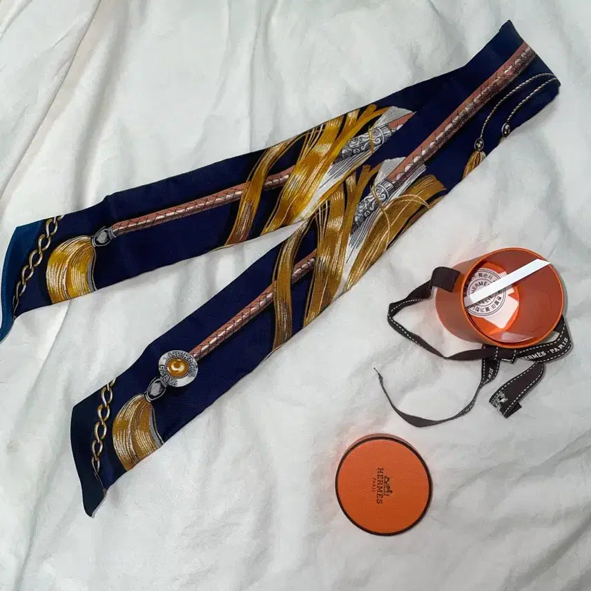 [BUNJANG] Hermès Twilly Scarf with Case / 에르메스 트윌리 스카프 + 케이스