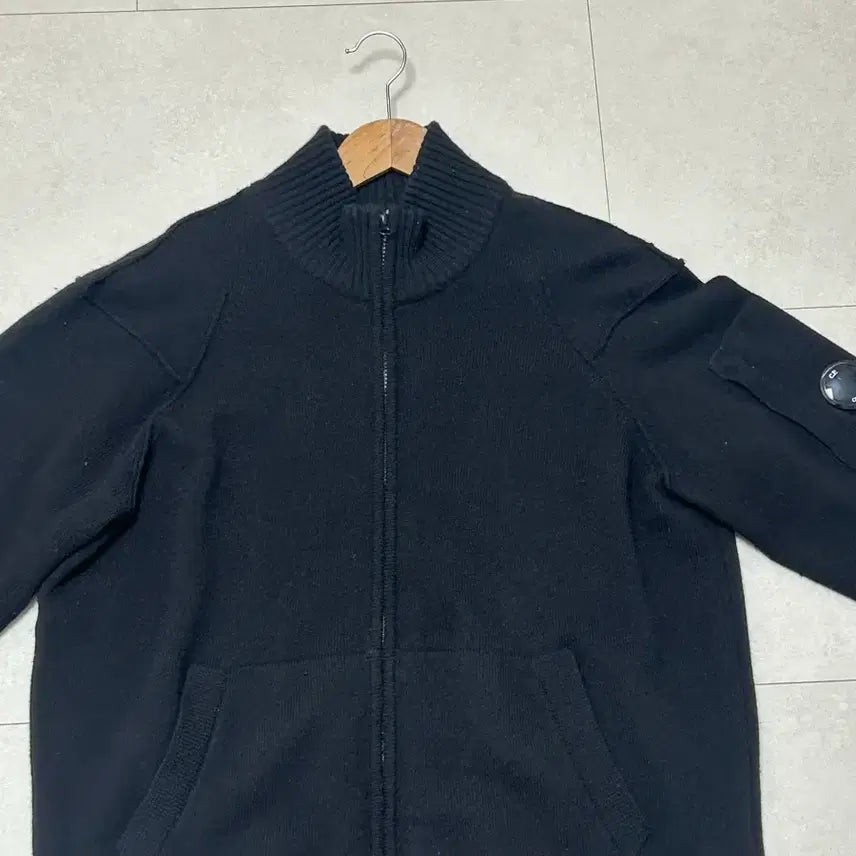 [BUNJANG] C.P. Company Black Knit Zip-Up Cardigan L / C.P. 컴퍼니 블랙 니트 집업 가디건 L