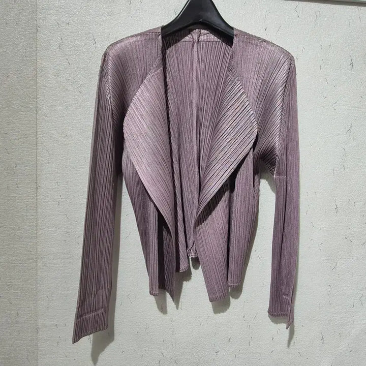 [SOLD OUT] 플리츠플리즈 퍼플 플리츠 가디건 +티