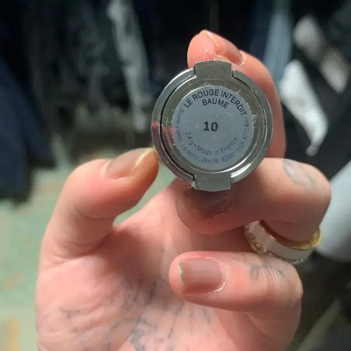 [BUNJANG] Givenchy Le Rouge Interdit Lipstick No. 10 / 지방시 르 루즈 앵테르디 10호 립스틱 새거 각인 신경안쓸분만