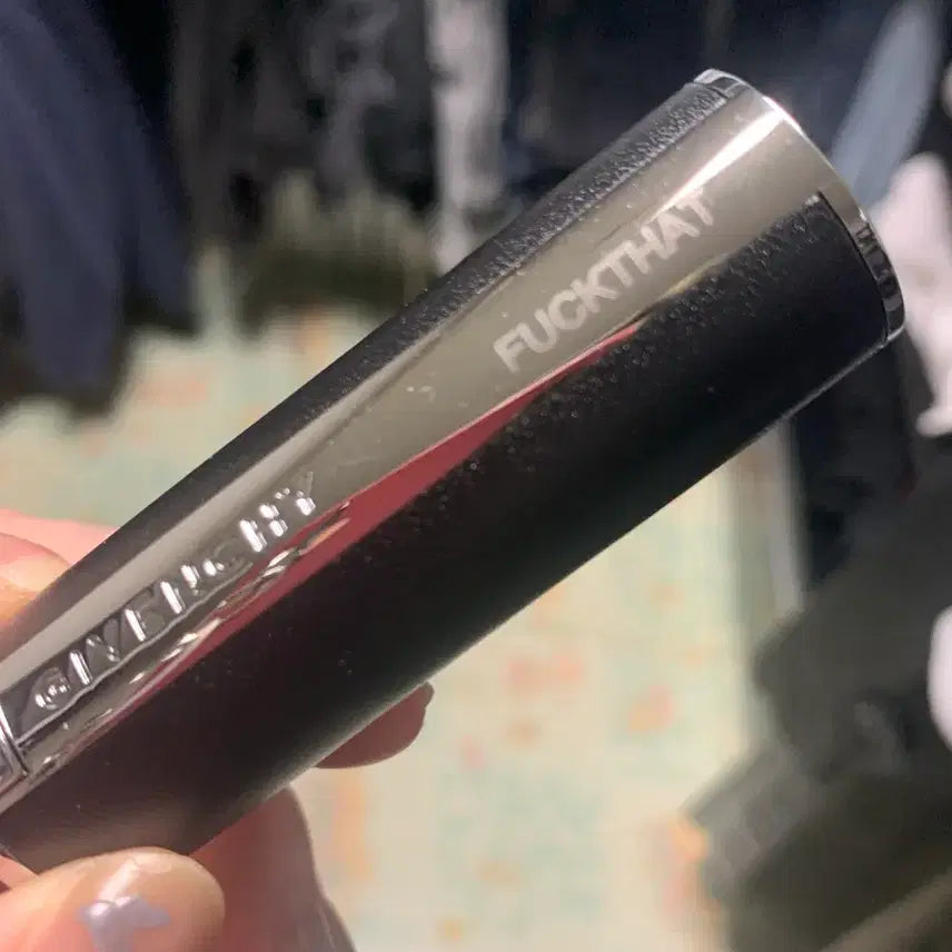 [BUNJANG] Givenchy Le Rouge Interdit Lipstick No. 10 / 지방시 르 루즈 앵테르디 10호 립스틱 새거 각인 신경안쓸분만