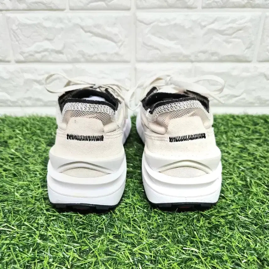 [BUNJANG] Nike 230 Mesh Waffle One Sneakers / 나이키 230 메쉬 와플 원 운동화(세탁완료)