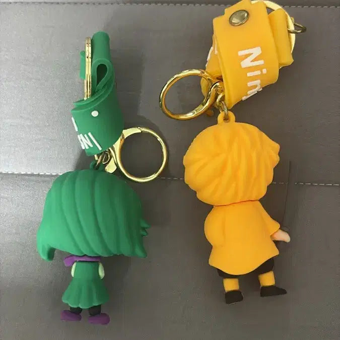 [BUNJANG] Inside Out Anger Keychain &amp; Demon Slayer Zenitsu Keychain / 키링 싸게 팝니다