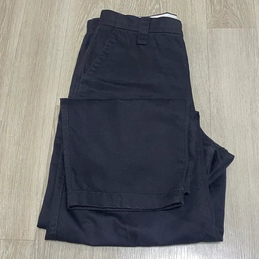[BUNJANG] Uniqlo Wide Chino Pants Black / 유니클로 와이드 치노팬츠 79 블랙
