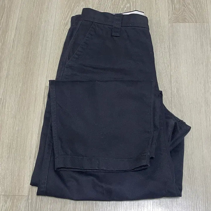 [BUNJANG] Uniqlo Wide Chino Pants Black / 유니클로 와이드 치노팬츠 79 블랙