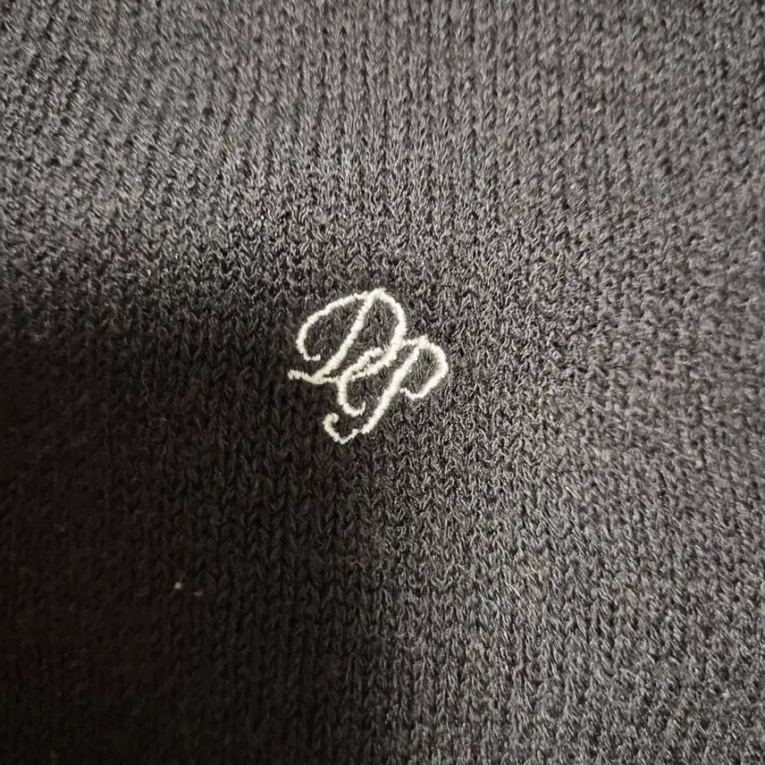 [BUNJANG] Depound Sleeveless Tank Top / 드파운드 민소매 나시(F)(작년구매)