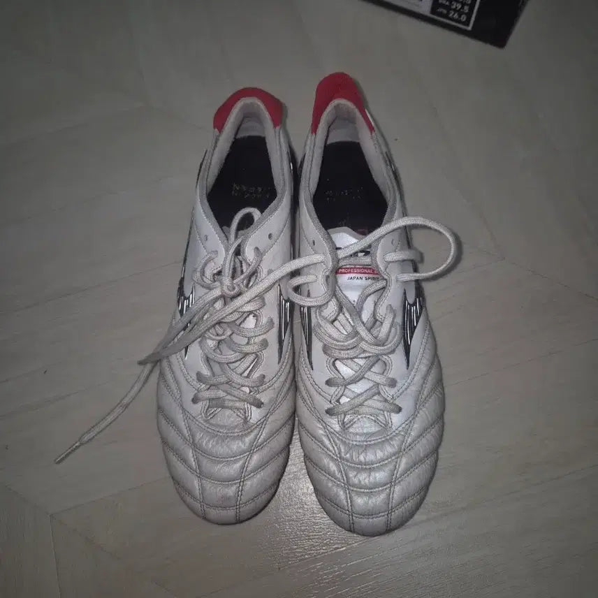 [BUNJANG] Morelia Neo III Japan 260 Soccer Cleats / 모렐리아 네오3 재팬 260 판매합니다