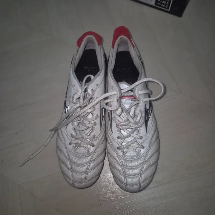[BUNJANG] Morelia Neo III Japan 260 Soccer Cleats / 모렐리아 네오3 재팬 260 판매합니다