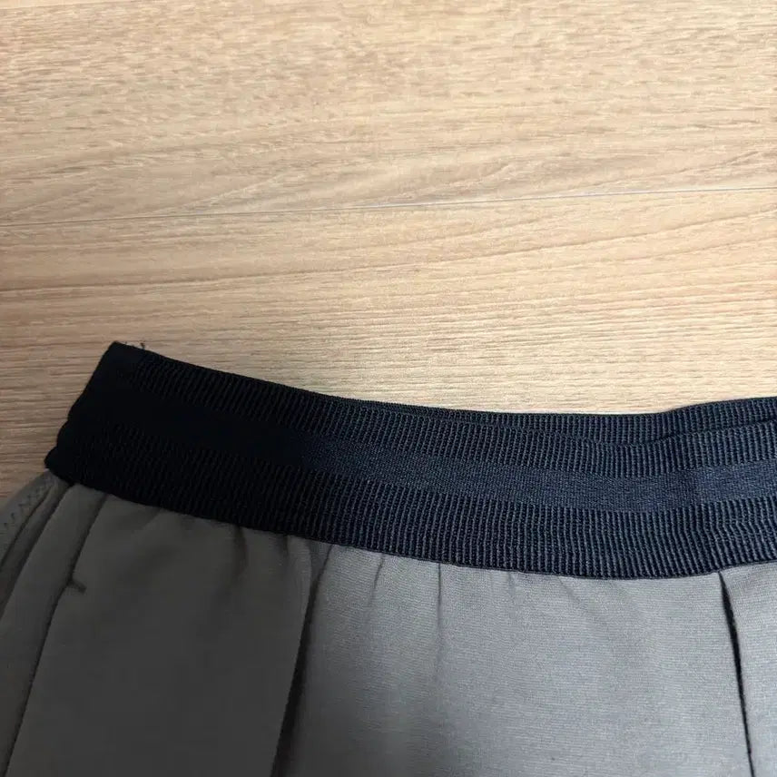 [BUNJANG] Wooyoungmi Banding Training Pants Charcoal / [46] 우영미 밴딩 팬츠
