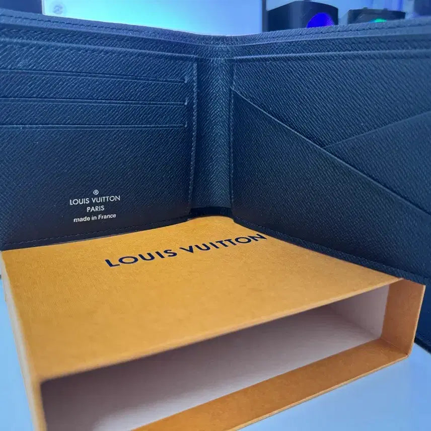 [BUNJANG] Louis Vuitton Eclipse Monogram Bifold Wallet / 루이비통 반지갑 이클립스 모노그램