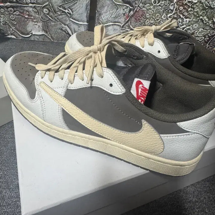 [BUNJANG] Travis Scott x Nike Air Force 1 Low "Cactus Jack" Sneakers / 트래비스스캇 로우 세일