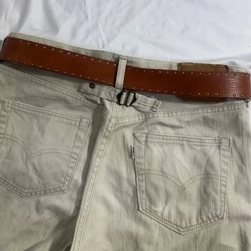 [BUNJANG] Vintage Studded Leather Belt / 빈티지 스터드 레더 벨트