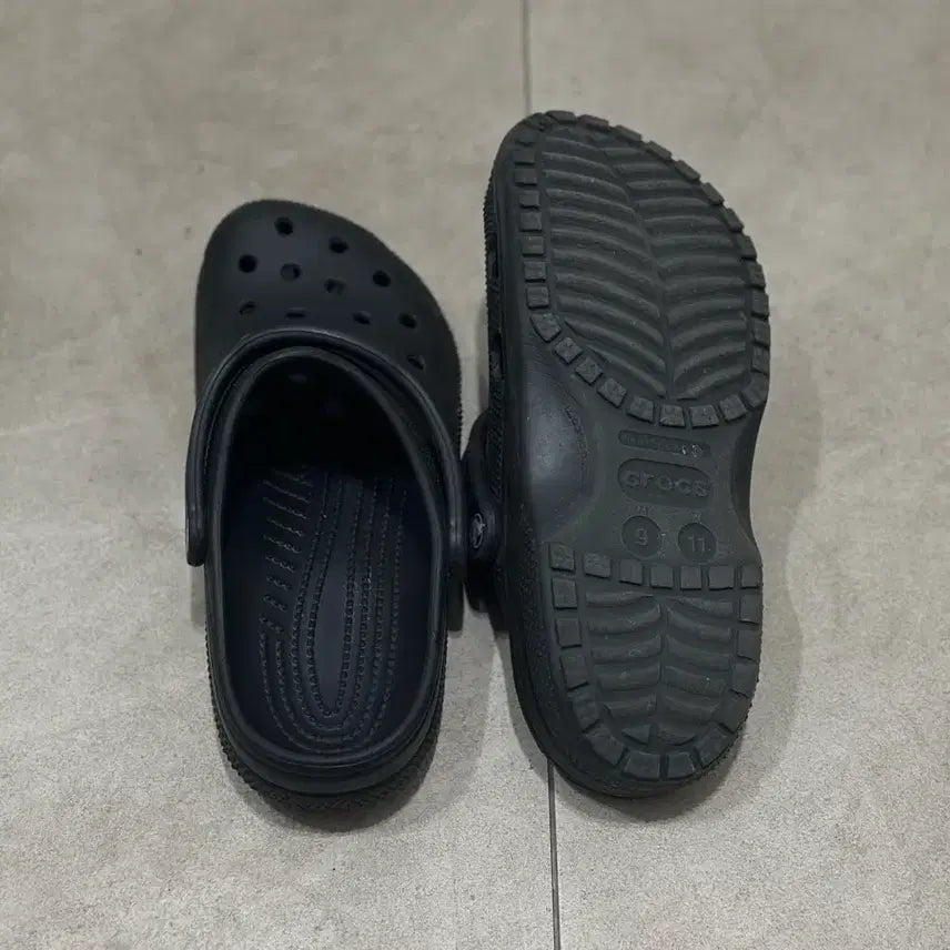 [BUNJANG] Crocs Classic Clog Black US 9 (270mm) / 크록스 270 클래식 클로그 블랙