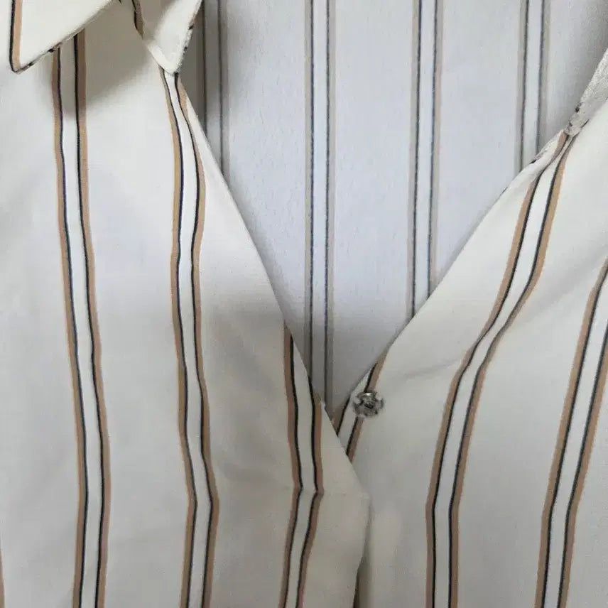 [BUNJANG] F2F Striped Shirt Size 90 / F2F 스트라이프 셔츠 90