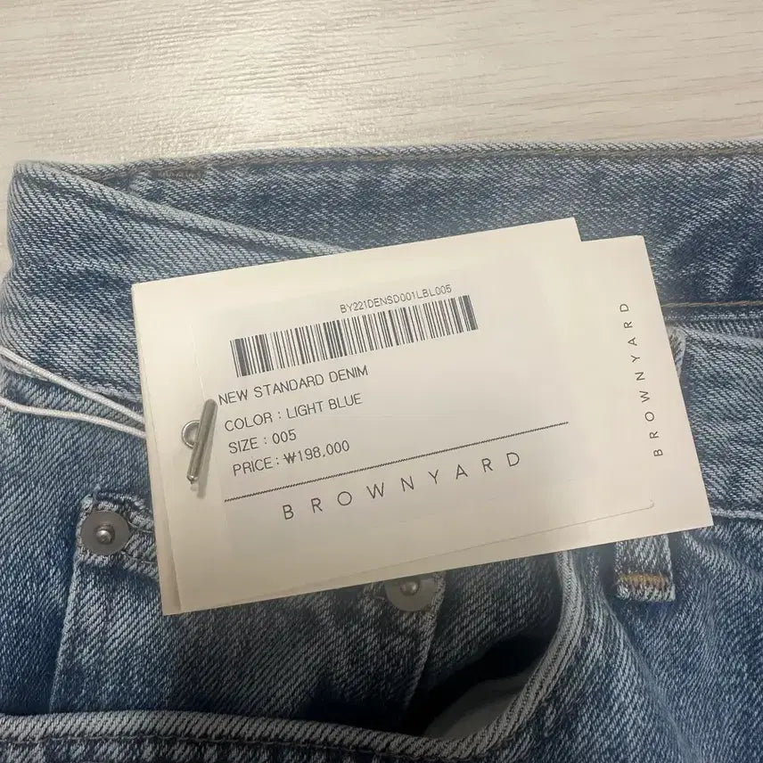 [BUNJANG] Brown Yak New Standard Denim Light Blue / 브라운야드 뉴 스탠다드 데님 라이트블루