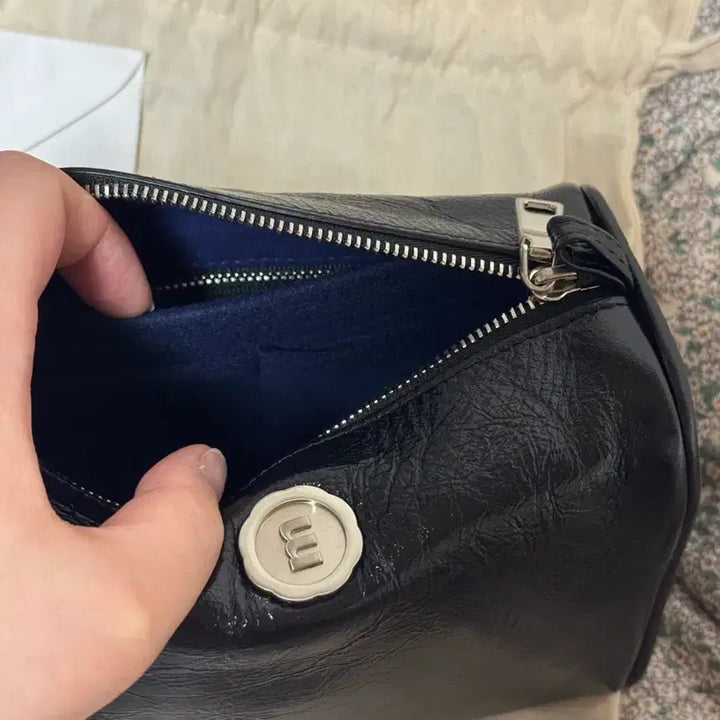 [BUNJANG] Minuitmuse Brett Mini Bag Black / 미닛뮤트 브렛미니 블랠