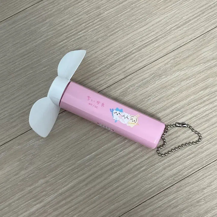 [BUNJANG] Chiikawa Handheld Fan / 치이카와 손 선풍기
