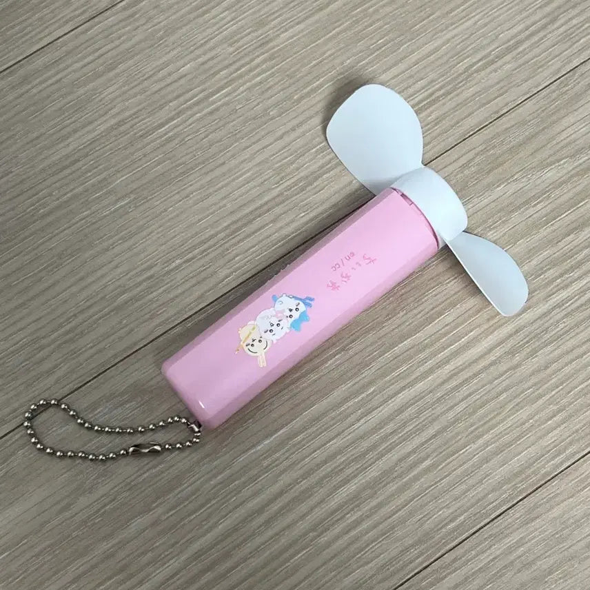 [BUNJANG] Chiikawa Handheld Fan / 치이카와 손 선풍기
